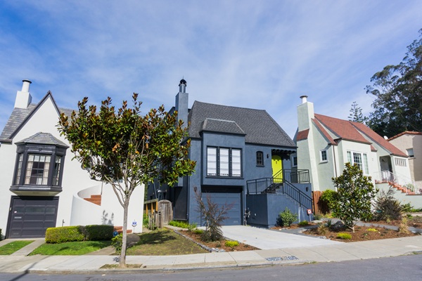 Image: What is a soft story retrofit - showing a house with a living space over a garage
